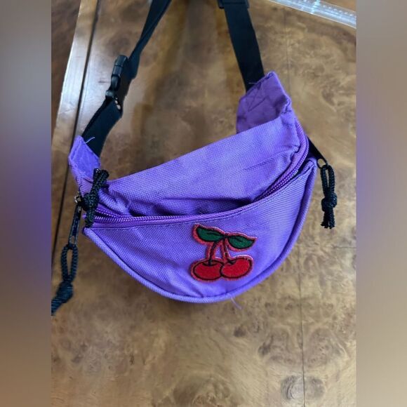 Cherry Fanny pank - Picture 1 of 5